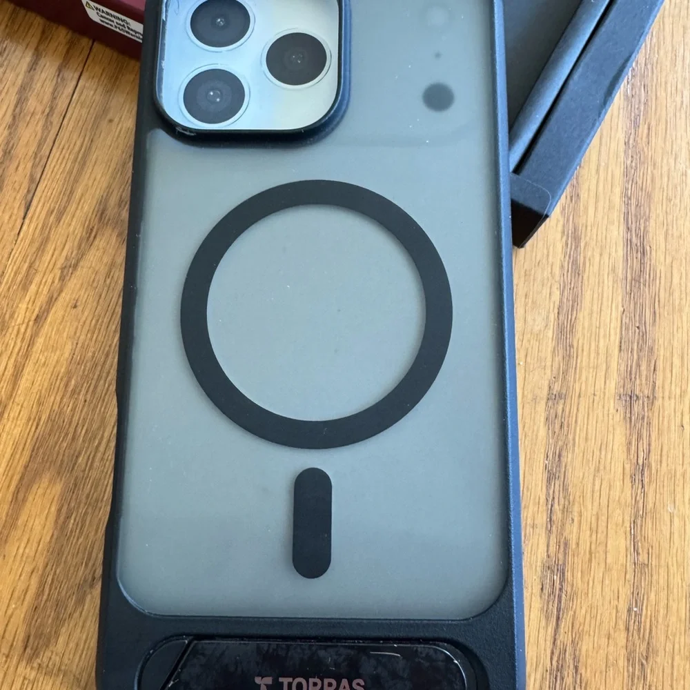 Zag Santa Cruz iPhone 16 case with kickstand
